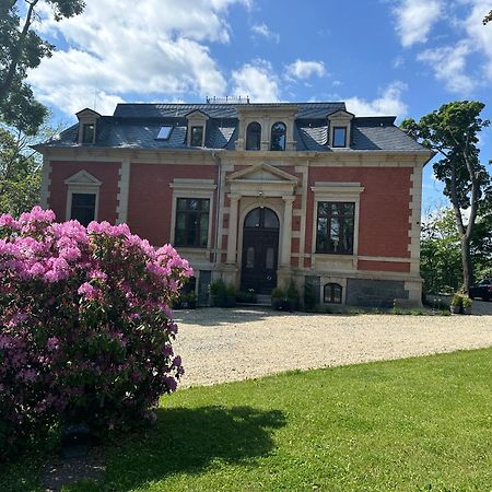 * Stadtvilla Plauen * * Aussergewoehnlich * 2 Zimmerwohnung * Zentrumsnah Exterior photo