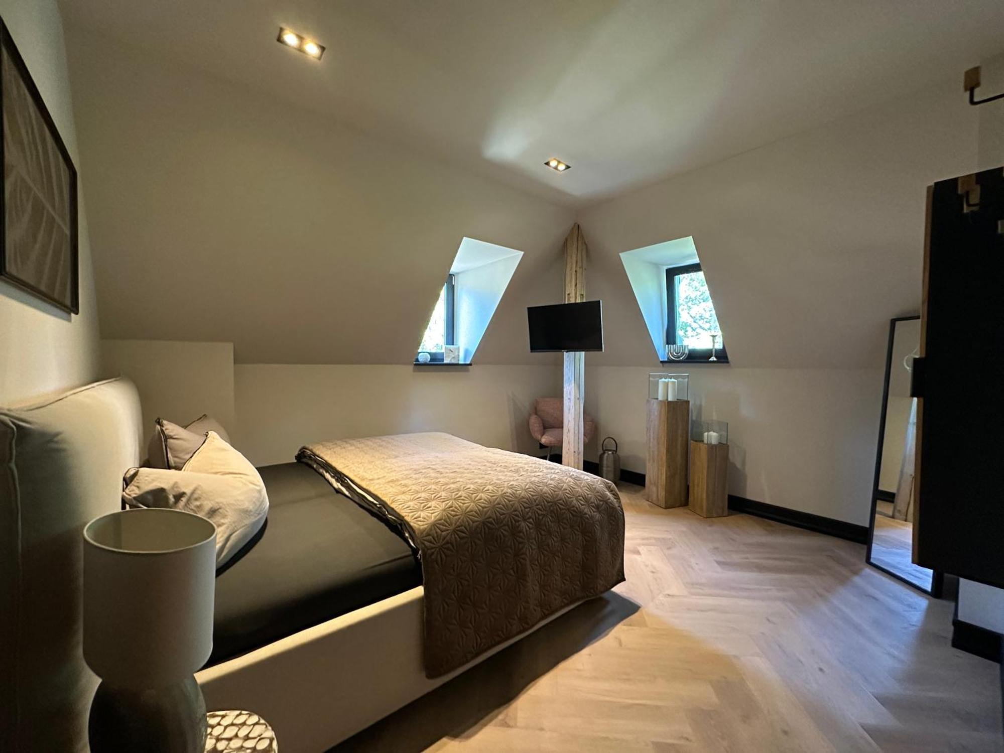 * Stadtvilla Plauen * * Aussergewoehnlich * 2 Zimmerwohnung * Zentrumsnah Exterior photo